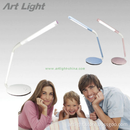 eye-protecting/Freely adjustable light angles led study table lamp